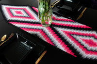 Crochet pattern - Table runner Corner to Corner