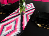 Crochet pattern - Table runner Corner to Corner