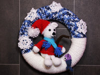 Crochet pattern - Winter door wreath - Knut the polar bear