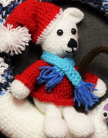 Crochet pattern - Winter door wreath - Knut the polar bear