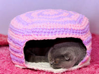 Crochet pattern - cat or dog cave