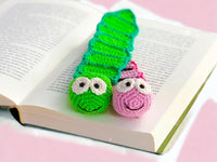 Crochet pattern - Bookworm bookmark